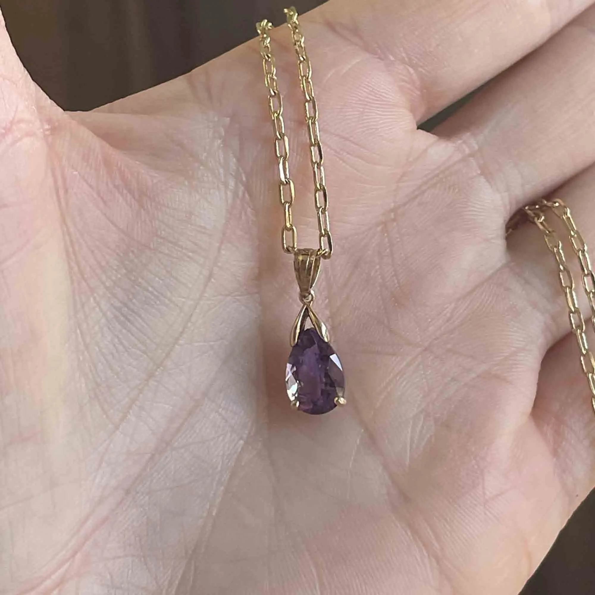 14K Gold Pear Cut Amethyst Pendant Necklace