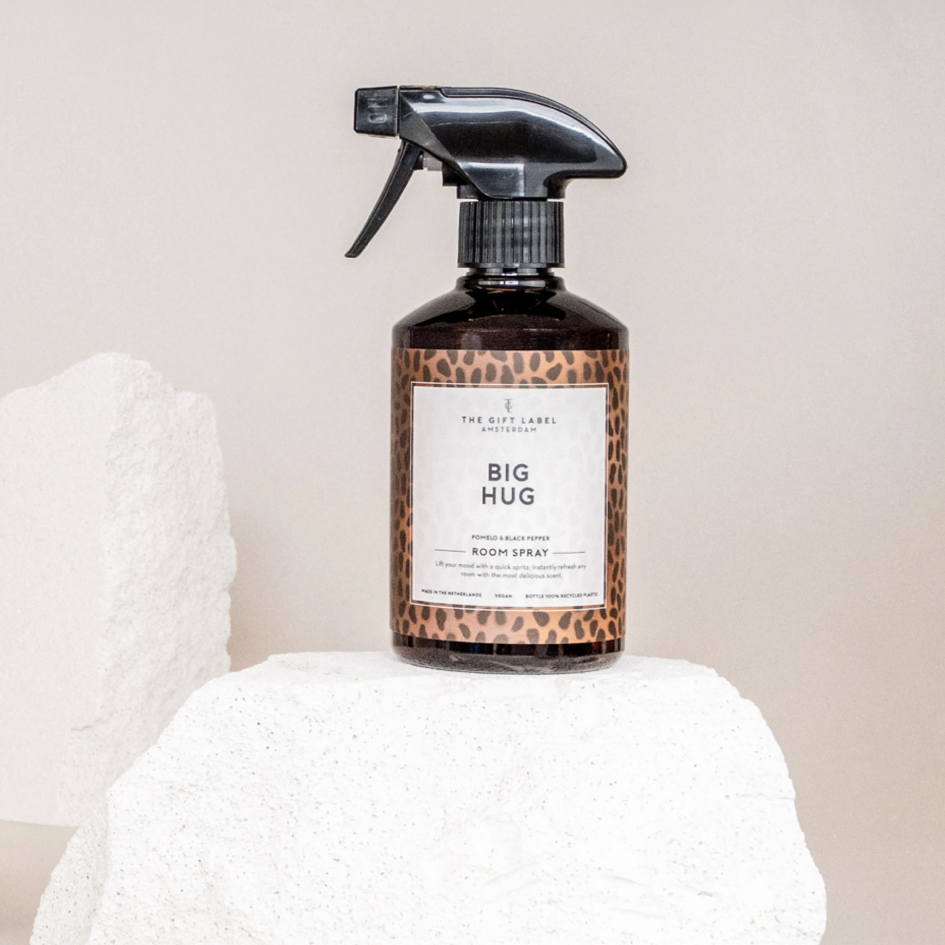 'Big Hug' Room Spray | Pomelo & Black Pepper | 400ml