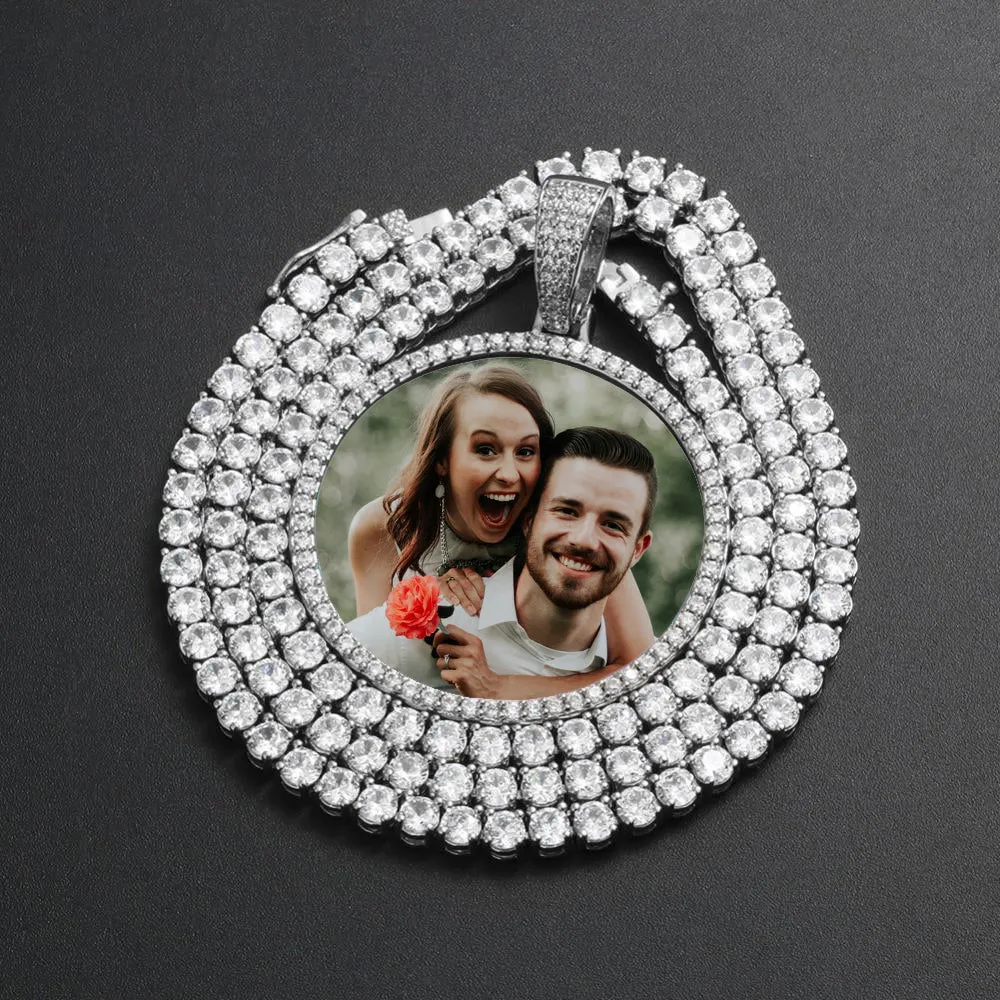 Custom Photo Medallion Necklace- Best Christmas Gifts For Boyfriend