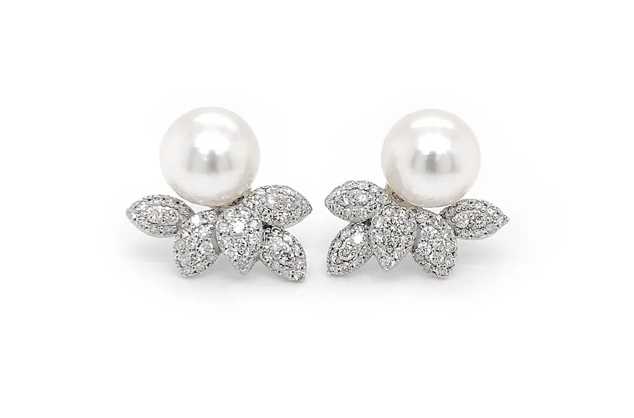 Earrings 18kt Gold South Sea Pearls & Diamonds