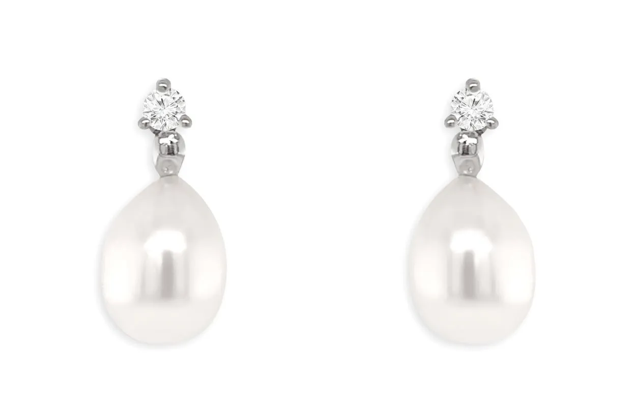 Earrings 18kt Gold Teardrop Pearls & Round Diamonds Studs