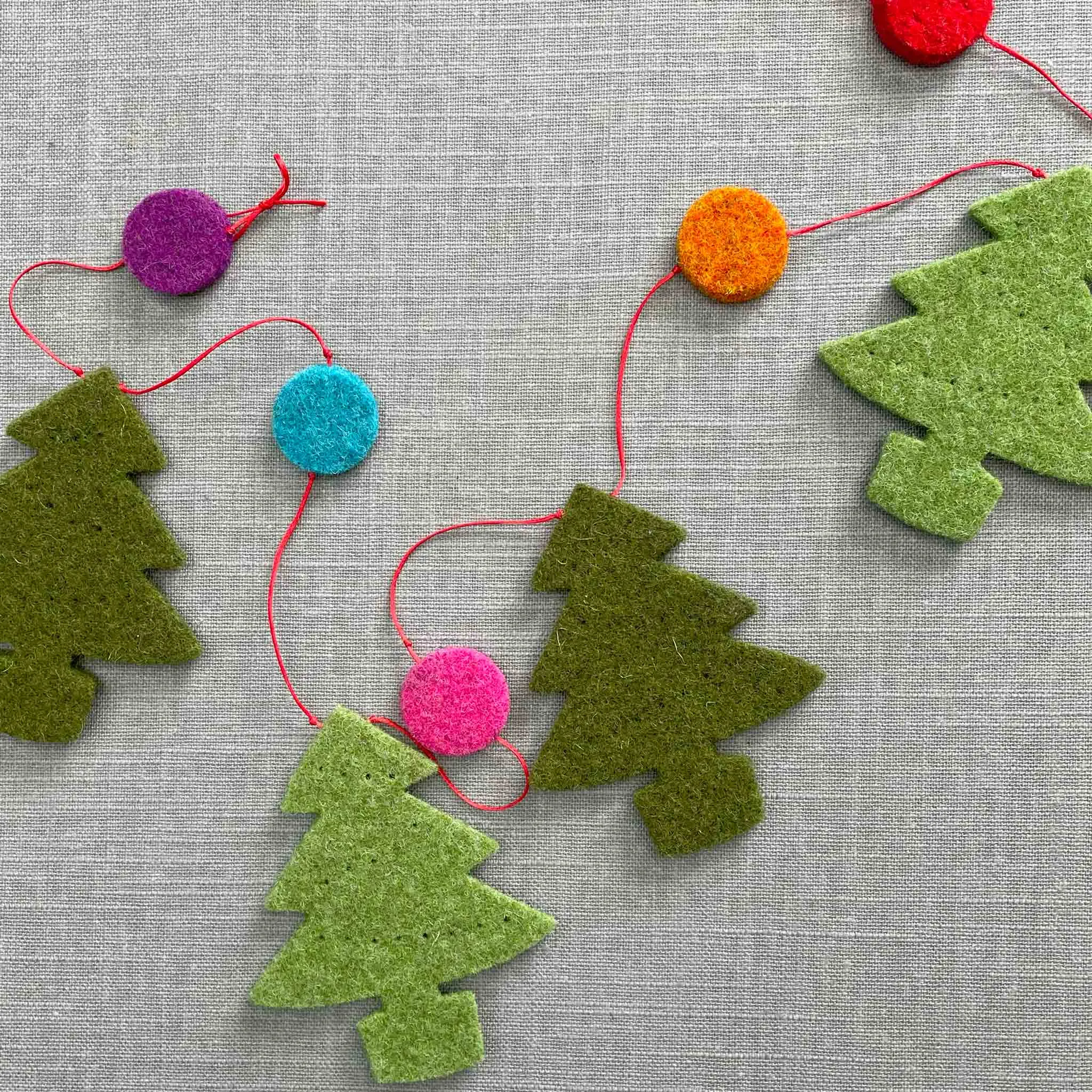 Festive Selection 33 Felt Shapes in thick wool felt ideal for Christmas