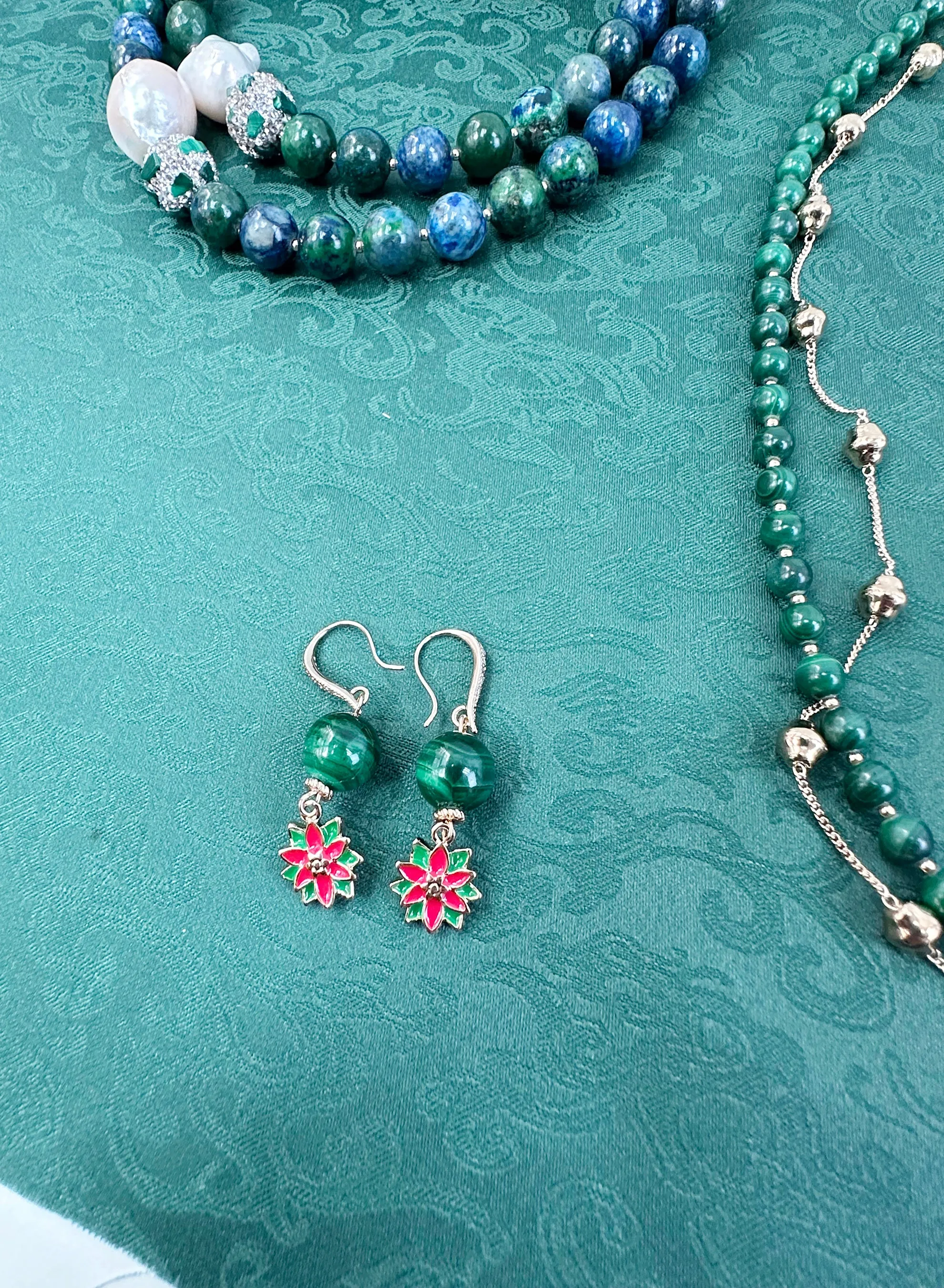 Malachite With X'mas Flower Dangle Earrings KE012