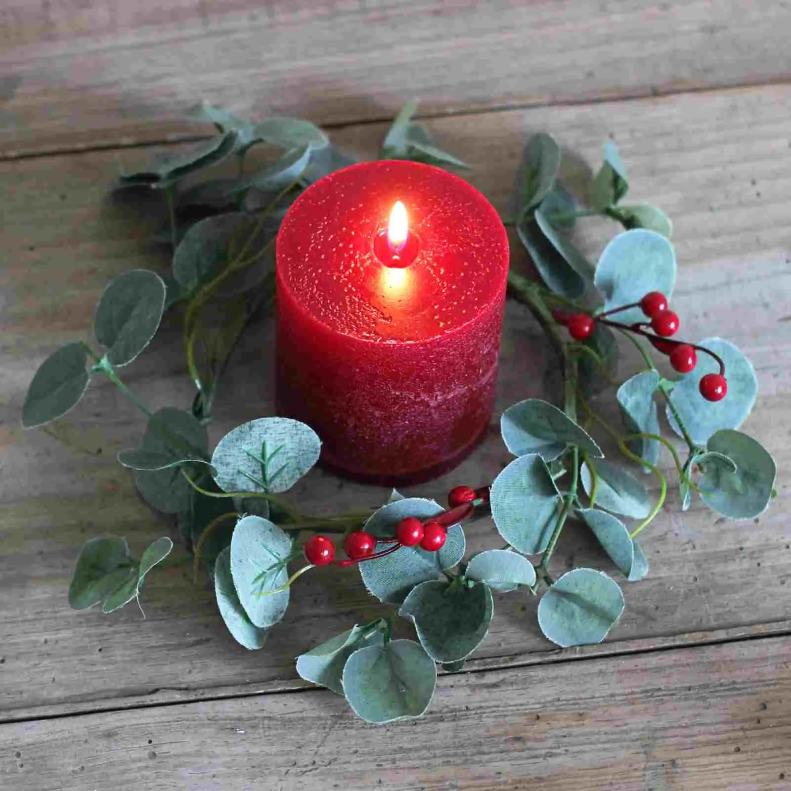 Red Berry & Eucalyptus Candle Ring