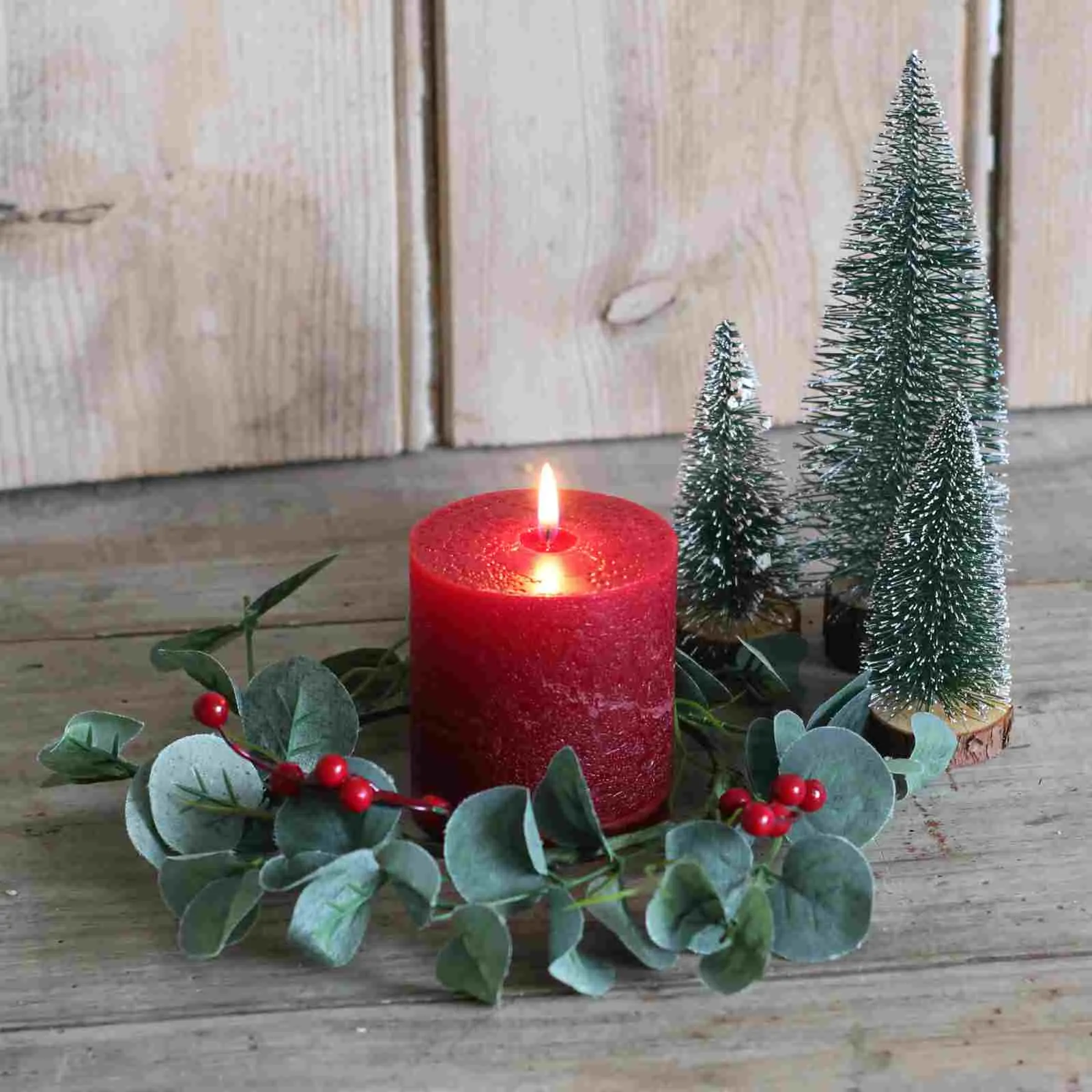 Red Berry & Eucalyptus Candle Ring