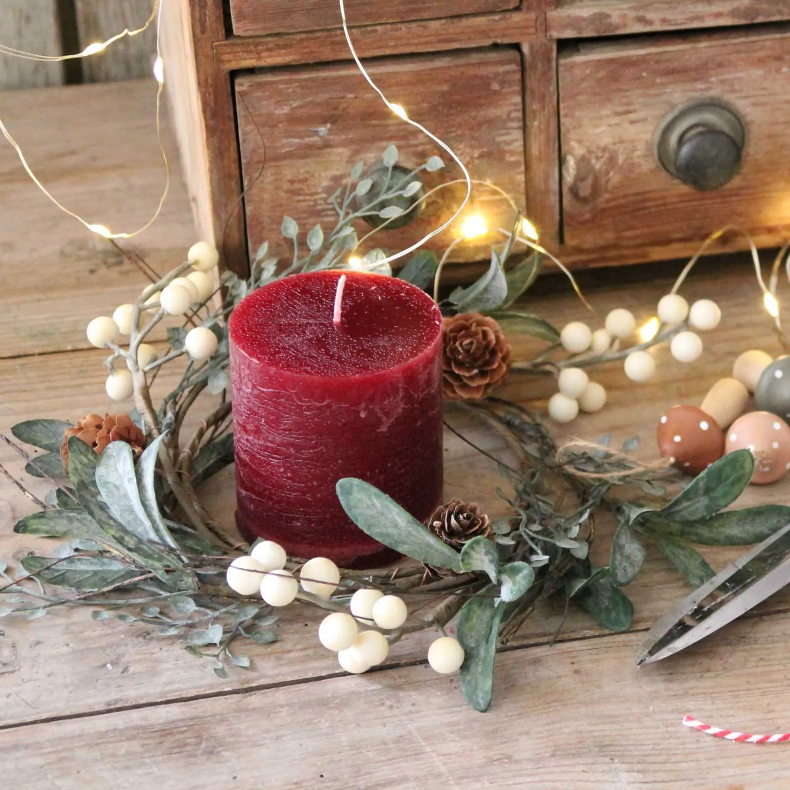 White Berry Candle Ring